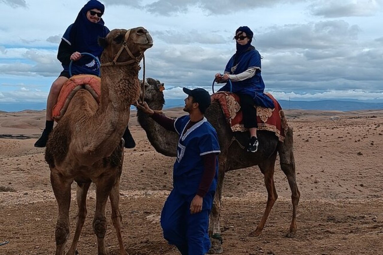 PROMENADE À CHAMEAU AU COUCHER DU SOLEIL DANS LE DÉSERT D'AGAFAY, activities in Marrakech